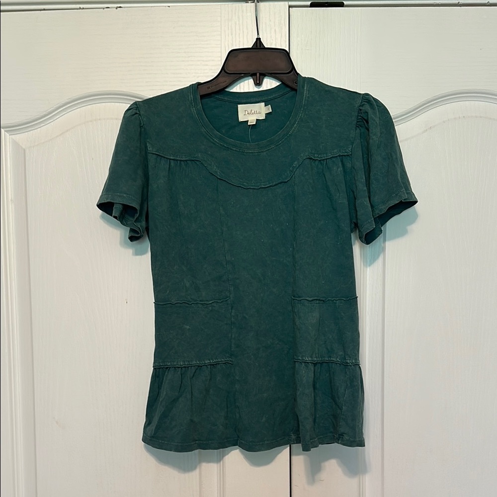 Women's Green Top